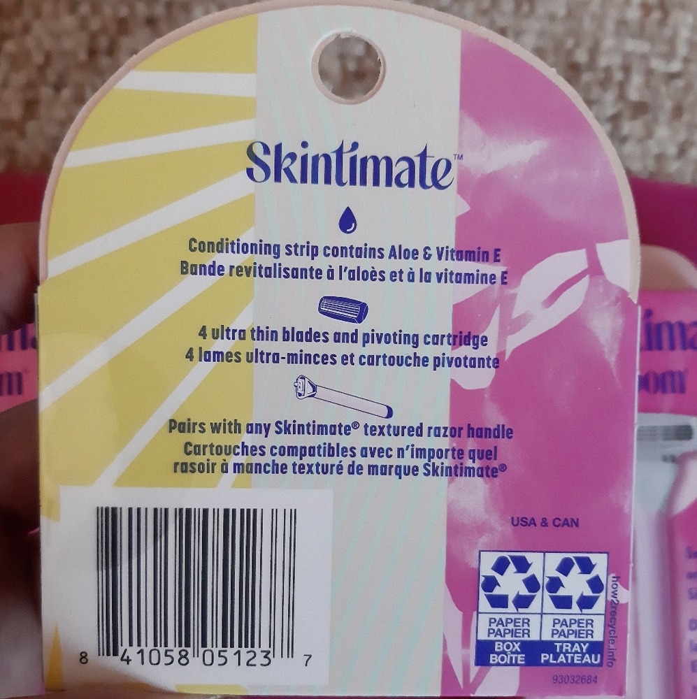 Skintimate Bloom Razor Bundle - Picture 11 of 13